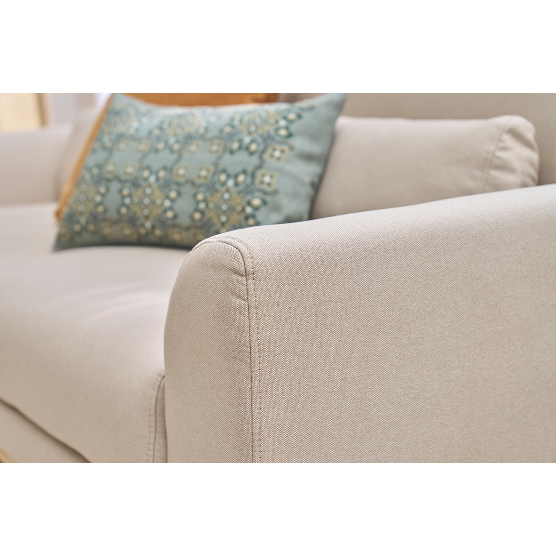 Canapé scandinave 3 places en tissu beige et bois clair EKTOR