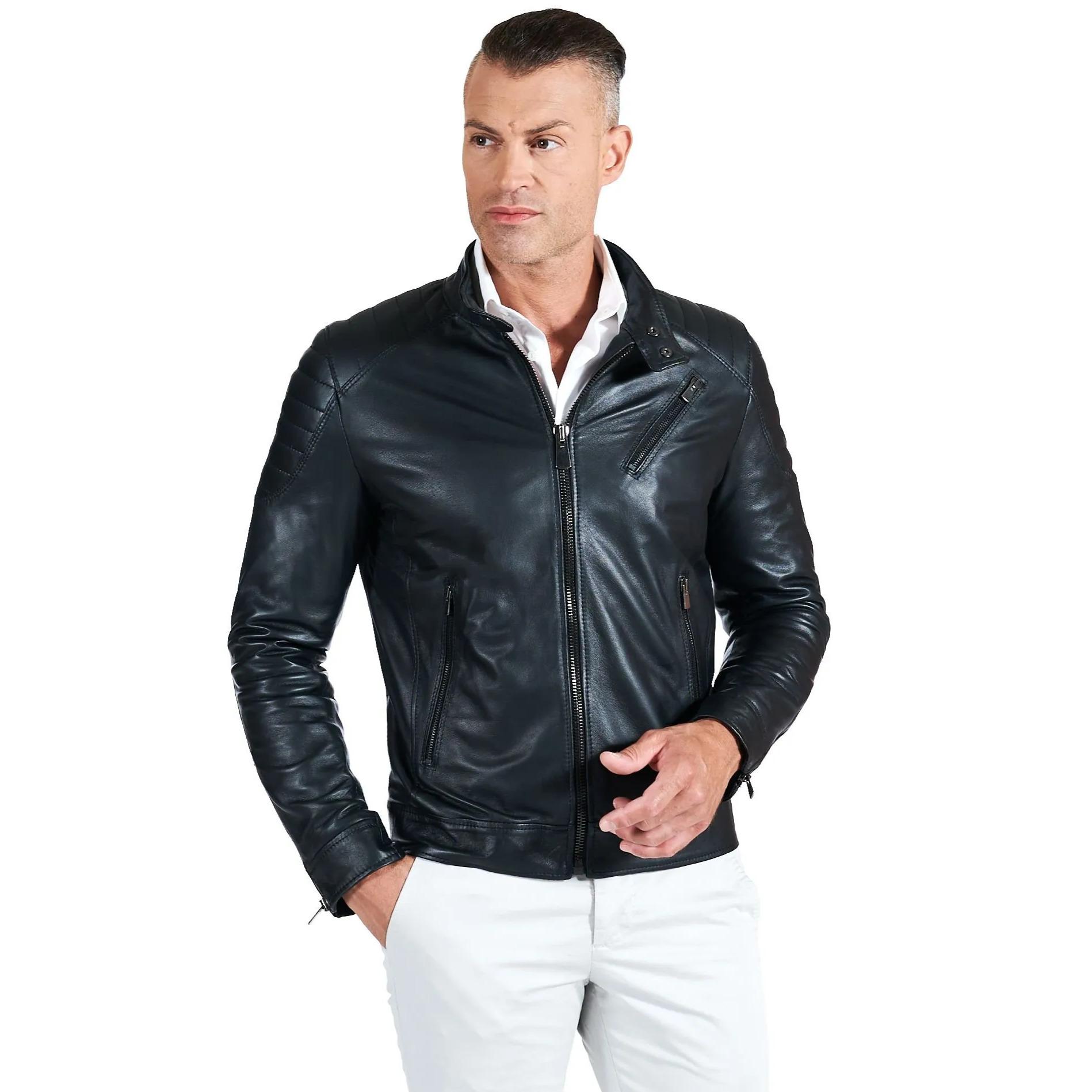 Giacca moto in pelle nera biker trapuntato spalle effetto liscio