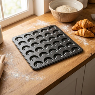 Plaque pour 30 croissants à la vanille 31 x 32 cm Zenker Special Creative