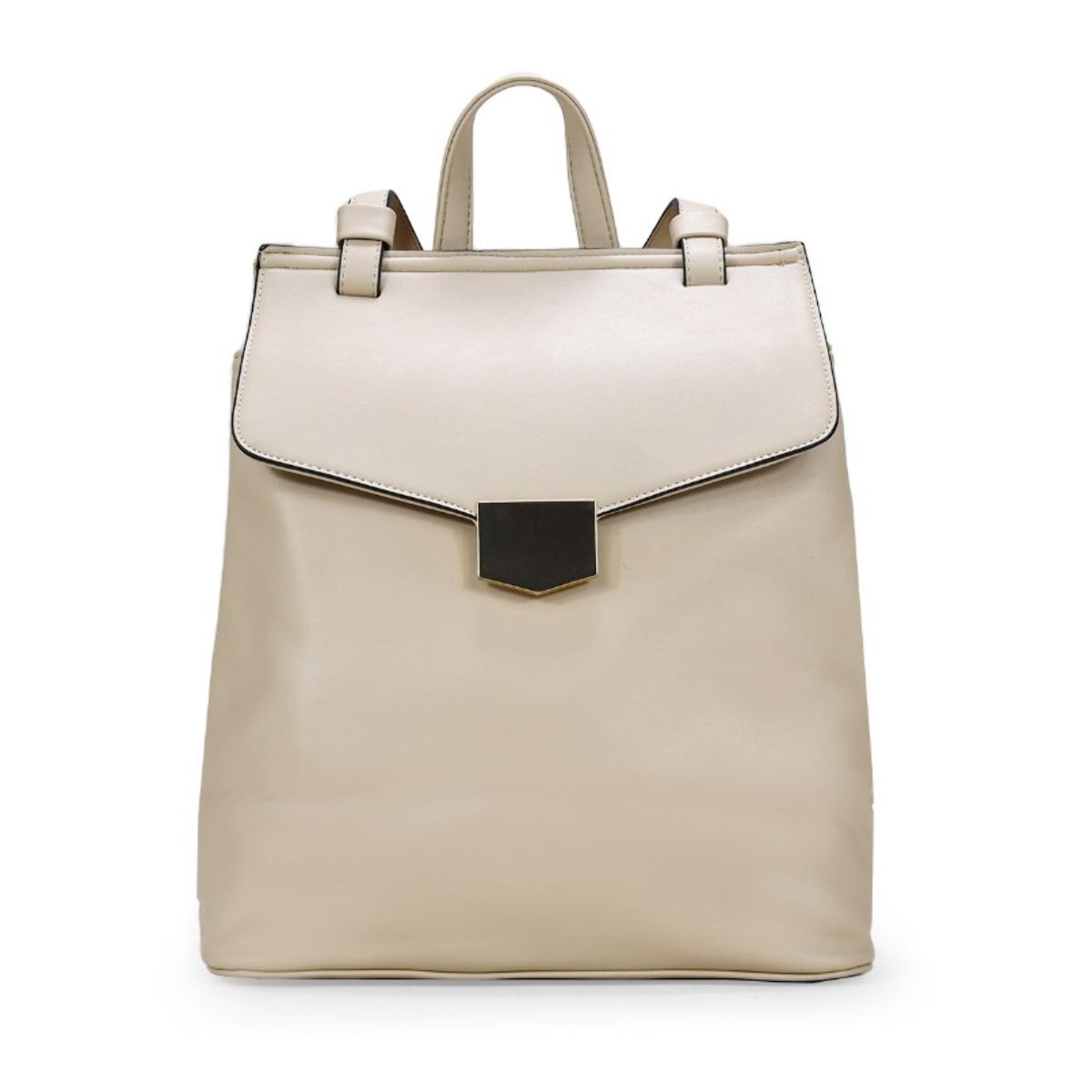 Mochila de vestir con solapa beige