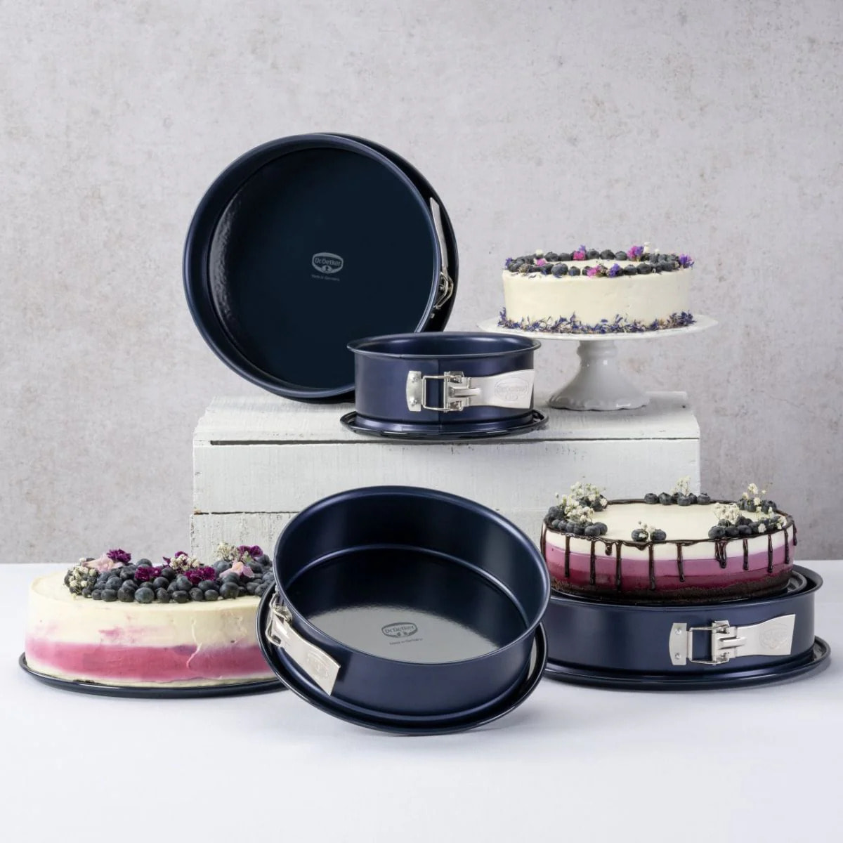 Ensemble de 2 Moules à manqué à charnière 26 cm Dr.Oetker Back Liebe