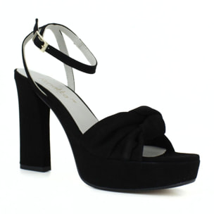 Sandalia plataforma con anilla al tobillo. Tacón 9 cm