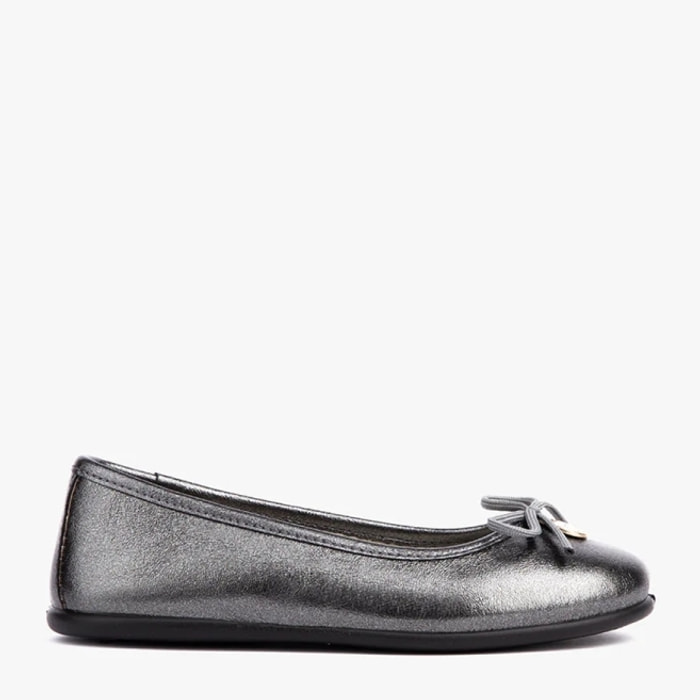Ballerine da bambina in colore argento e finitura metallizzata