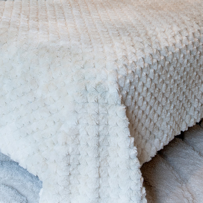Plaid ou jeté de lit Imitation fourrure relief losange - Blanc