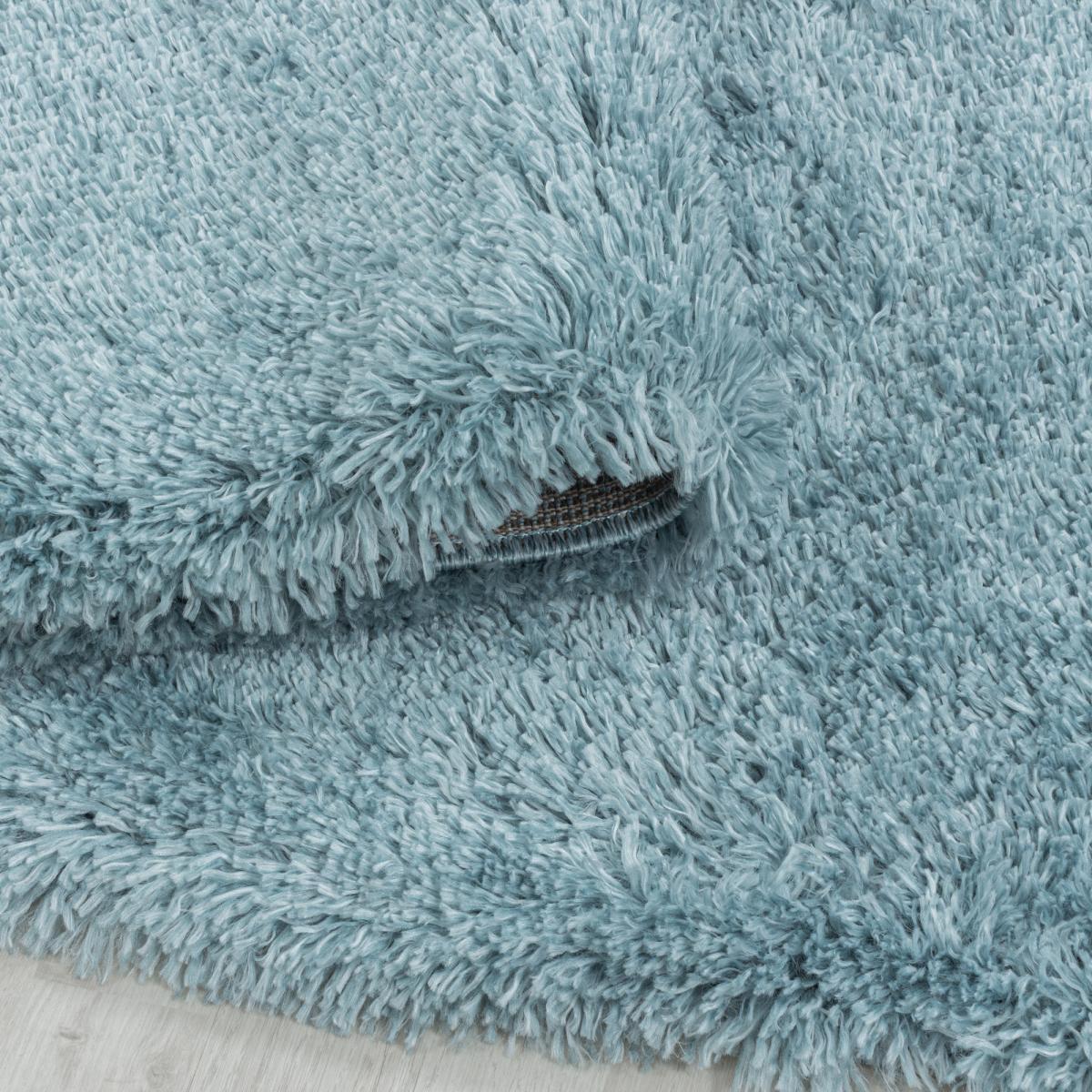 Tapis longs poils shaggy tissé motif uni TENI