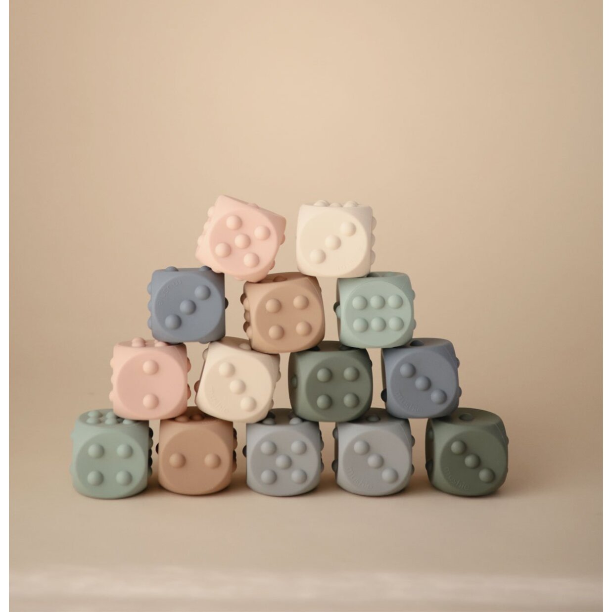 Mushie Pack 2 Dados - Pop It Solid