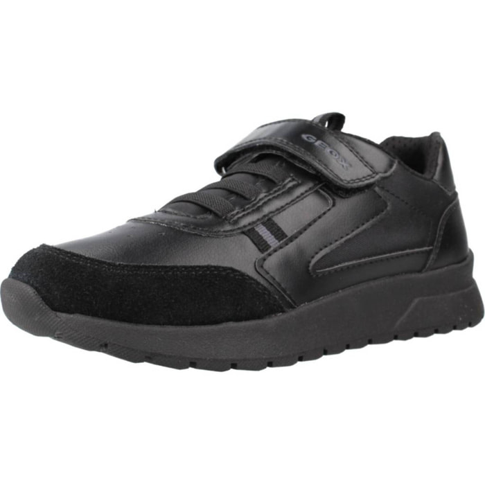 Zapatillas Niño de la marca GEOX  modelo J BRIEZEE BOY NEGRO