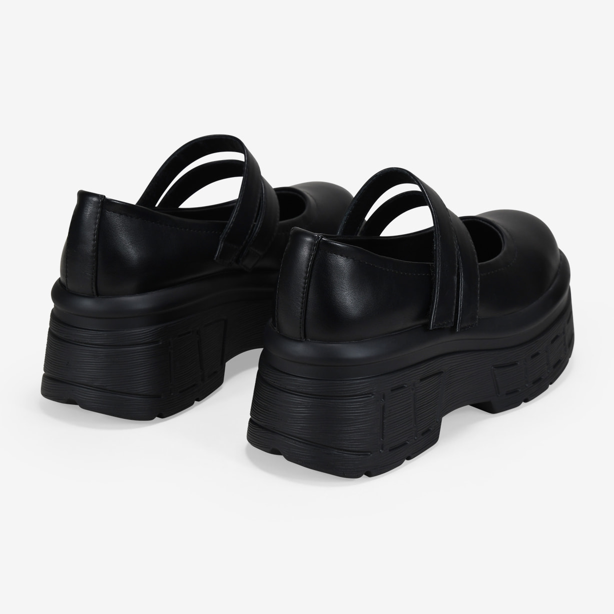 Bailarinas de plataforma negras con cierre fácil