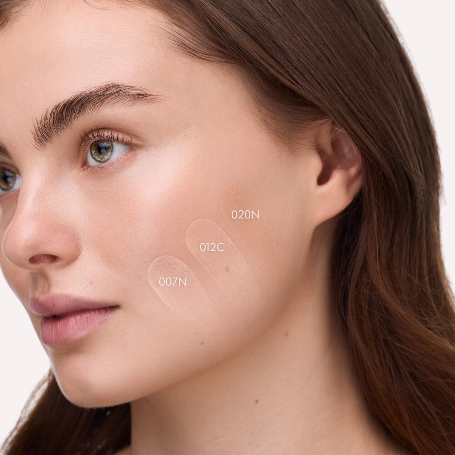 Skin Like Luminous Foundation - Fond de Teint Lumineux Formule Ultra-Fluide Waterproof 30ml