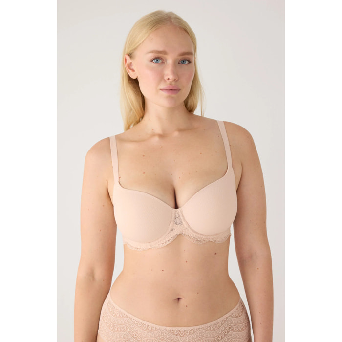Reggiseno con ferretto e imbottitura