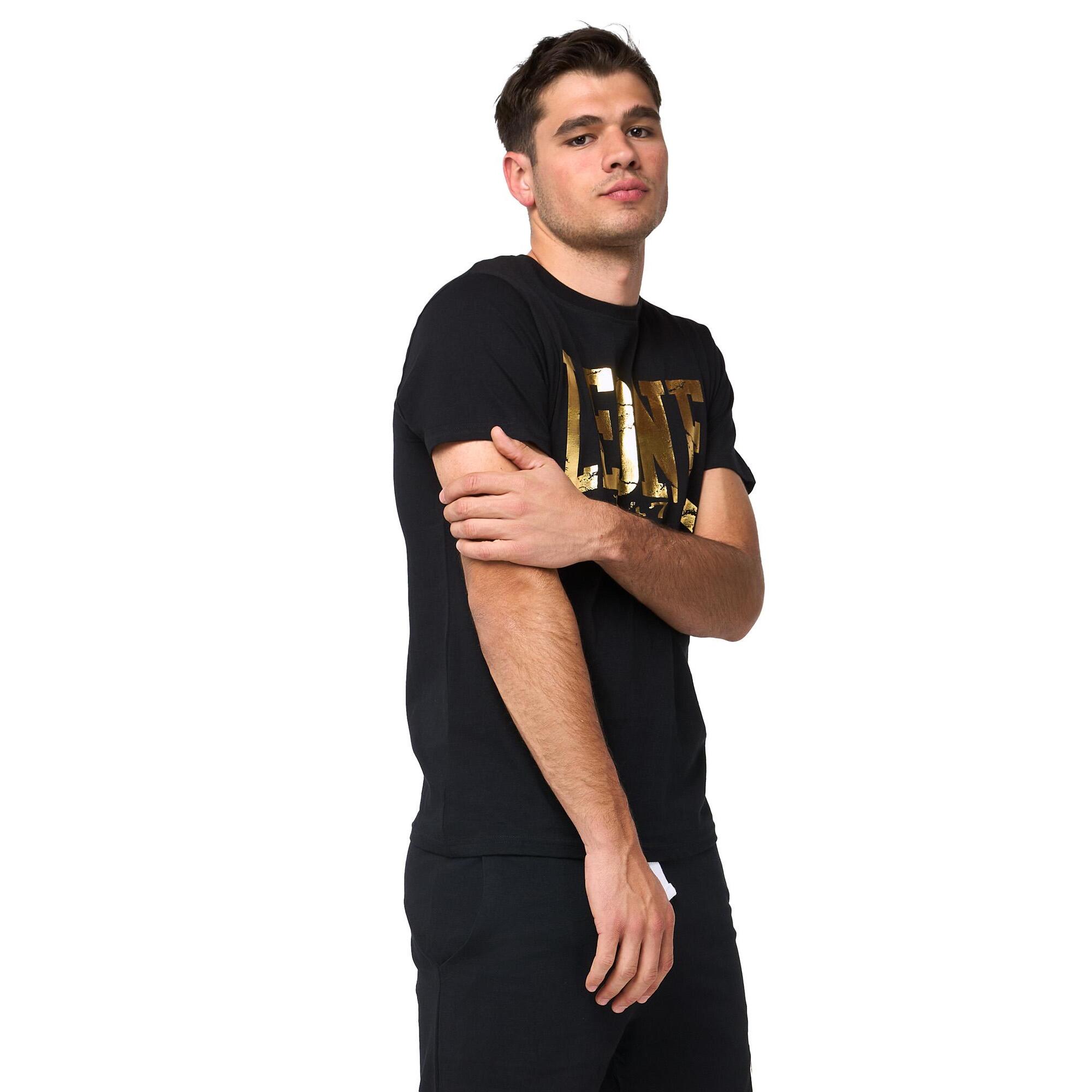 Completo set da uomo composto da t-shirt e pantaloncini vintage Leone Basic