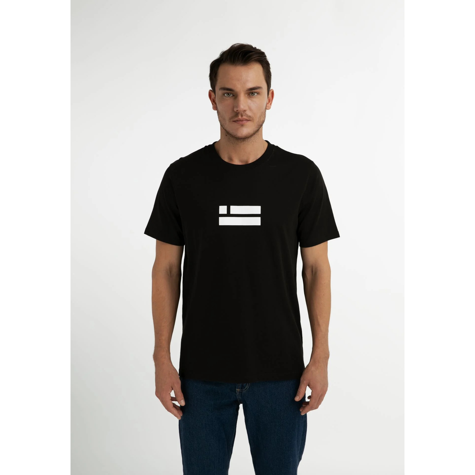 Camiseta Básica  Flag en Negro D.Franklin