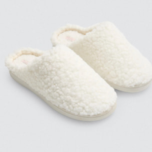 Pantofole di pelle di pecora bianca