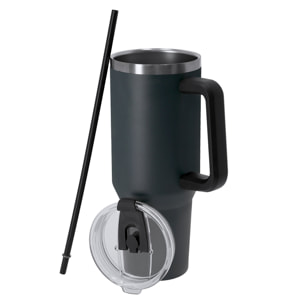 Jarra térmica de 1,2 L de capacidad en Acero Inoxidable Reciclado. Cuenta con doble sistema de bebida, orificio con cierre hermético y pajita integrada. Libre de BPA.