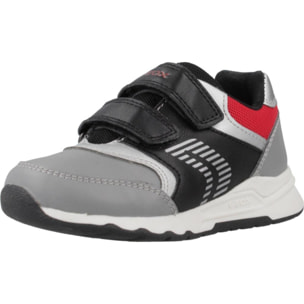 Zapatillas Niño de la marca GEOX  modelo B PYRIP BOY GRIS