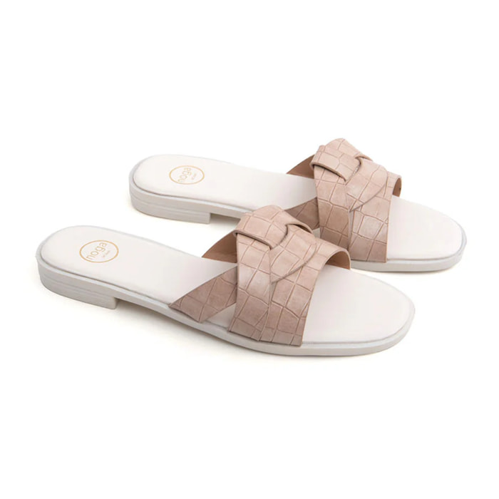 Ciabatta in vernice lavorata - BEIGE