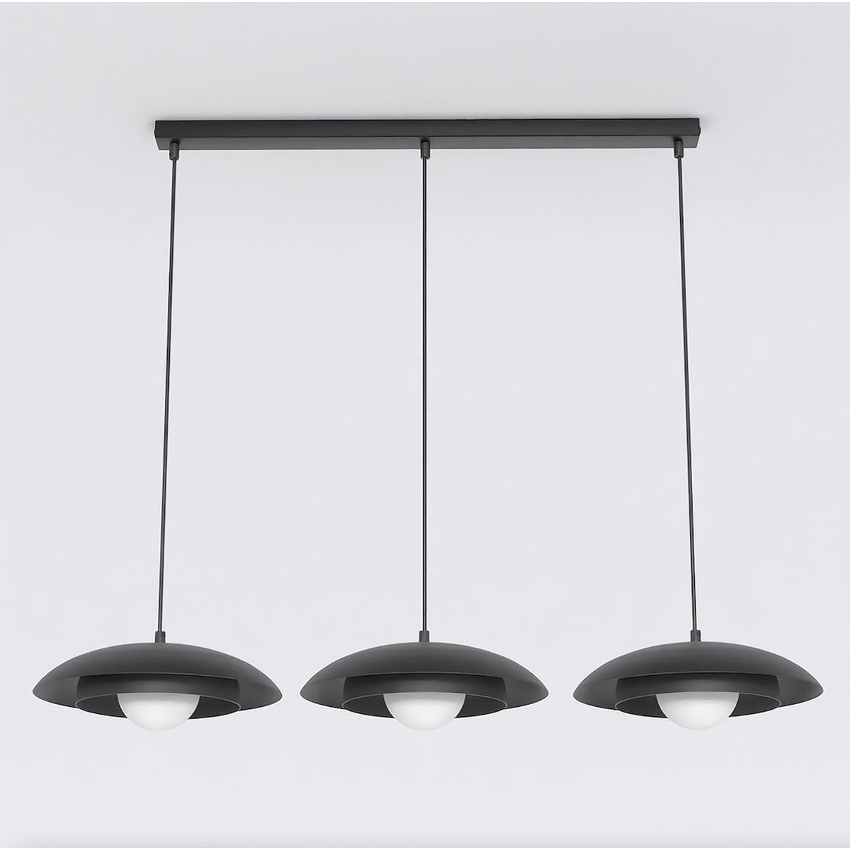 Lampada a sospensione SKIN in acciaio nero e vetro