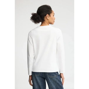 Camiseta blanca de manga larga y cuello pico con bordado Rigby Go