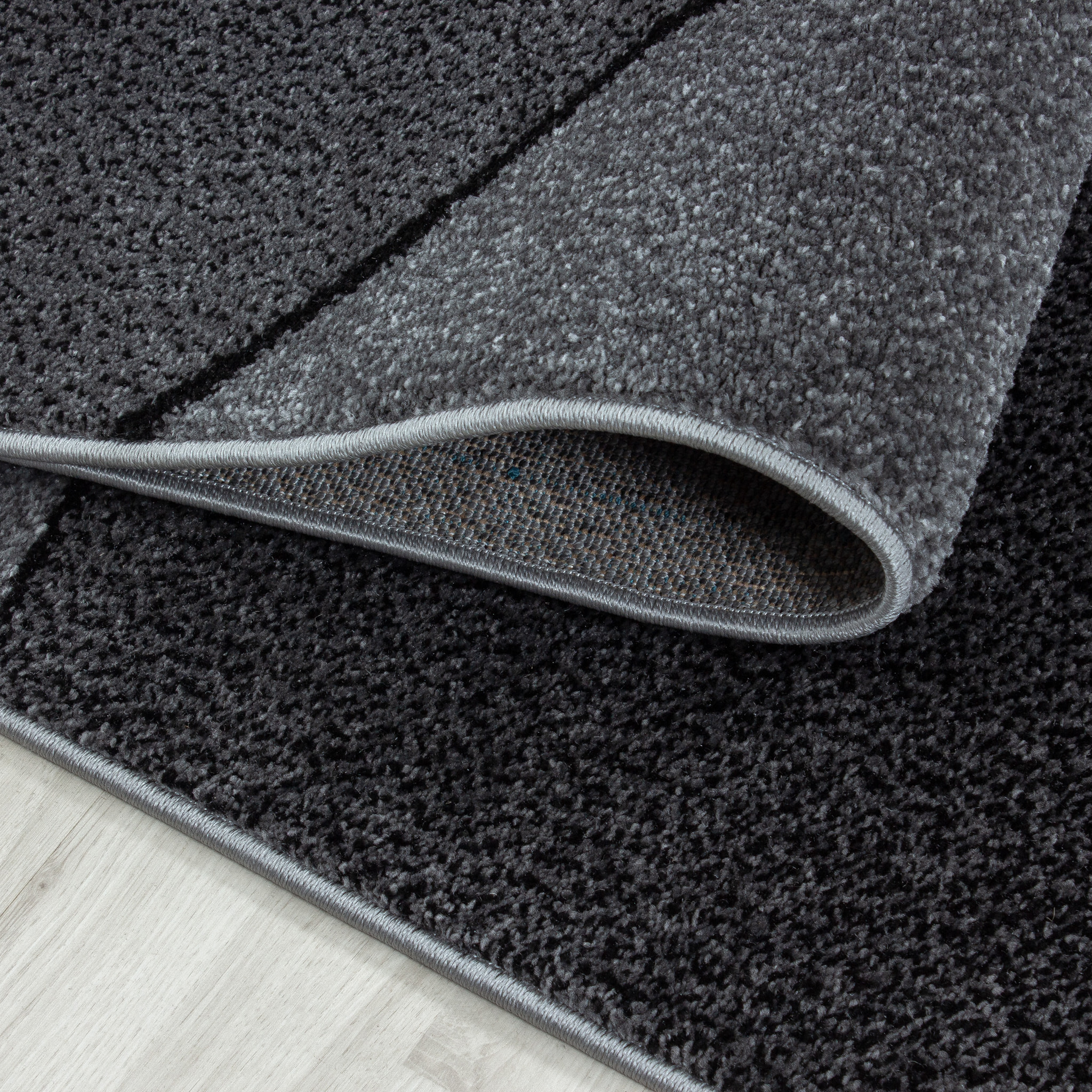 BETA - Tapis de salon à motif géométrique gris