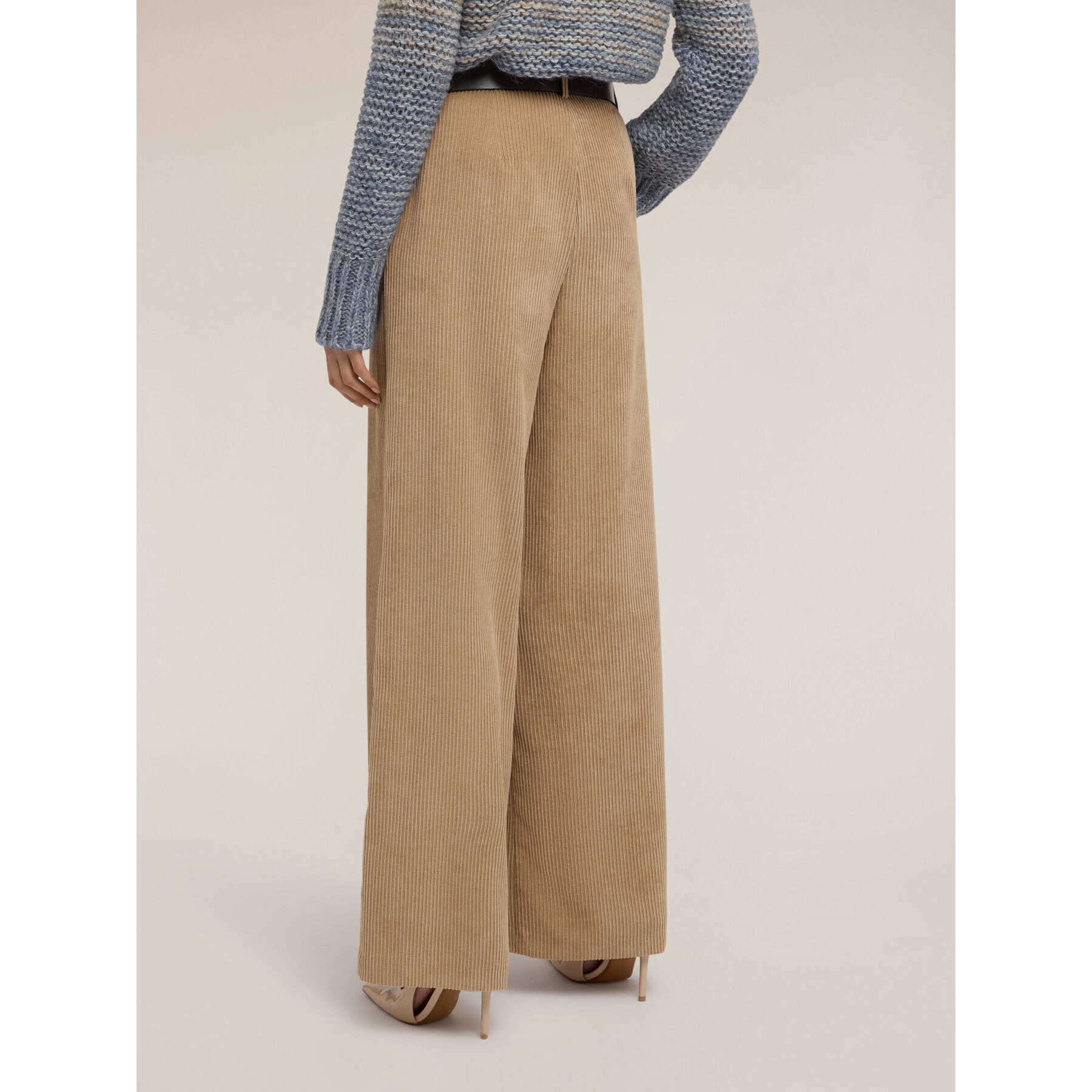 Motivi - Pantalones palazzo de terciopelo de mil rayas - Beige