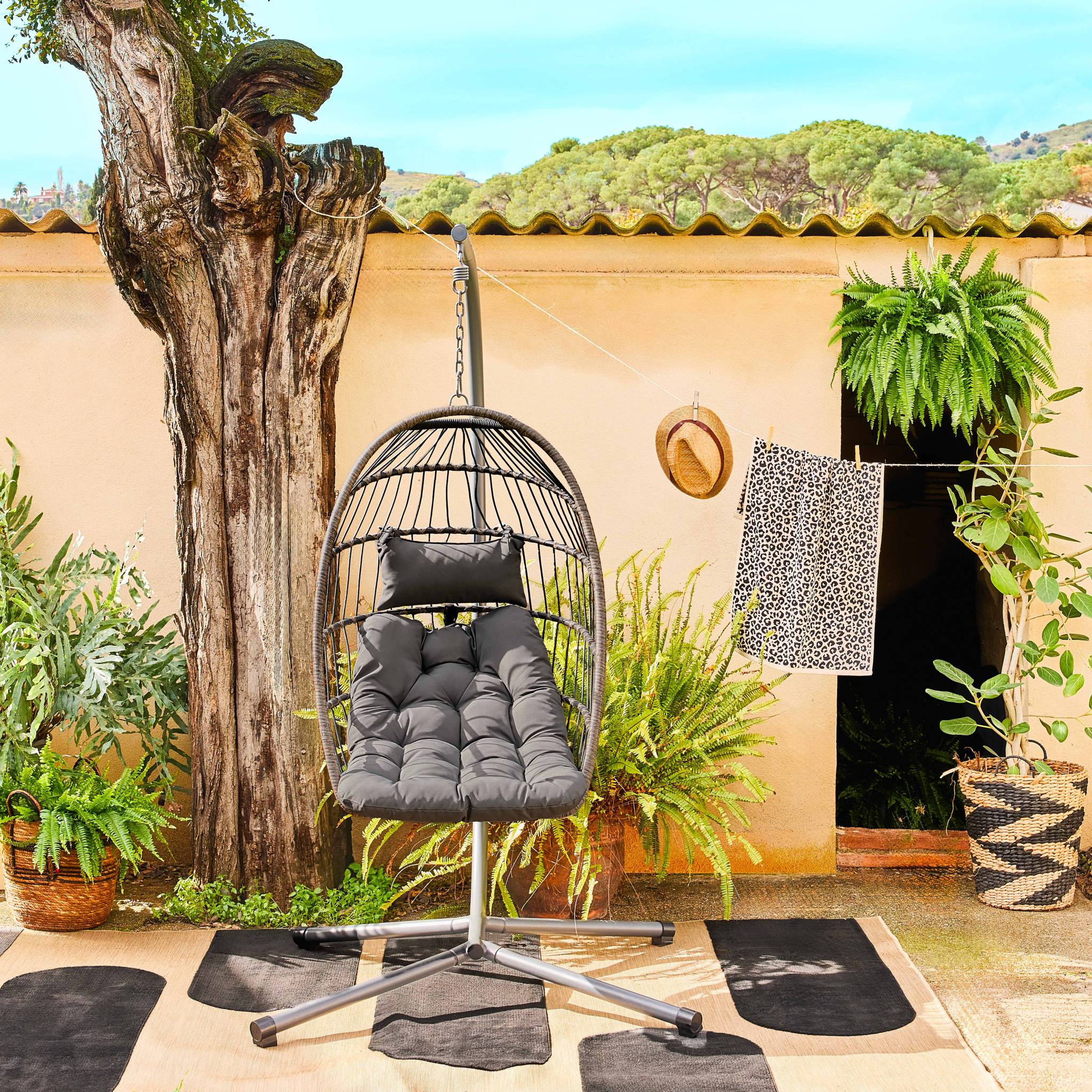 Oeuf suspendu acier osier coussin inclus TOSCANA