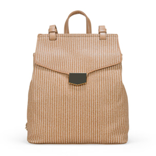 Mochila de vestir tostada con solapa