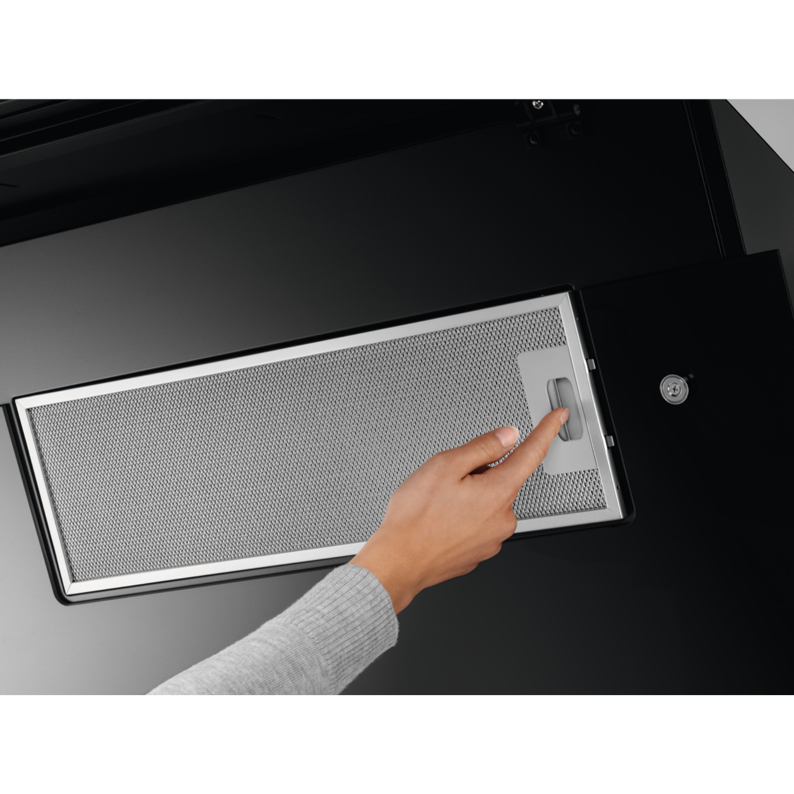 AEG Campana de diseño vertical Serie 9000 SilenceTech de 60 cm DVE5671HG | Reacondicionado