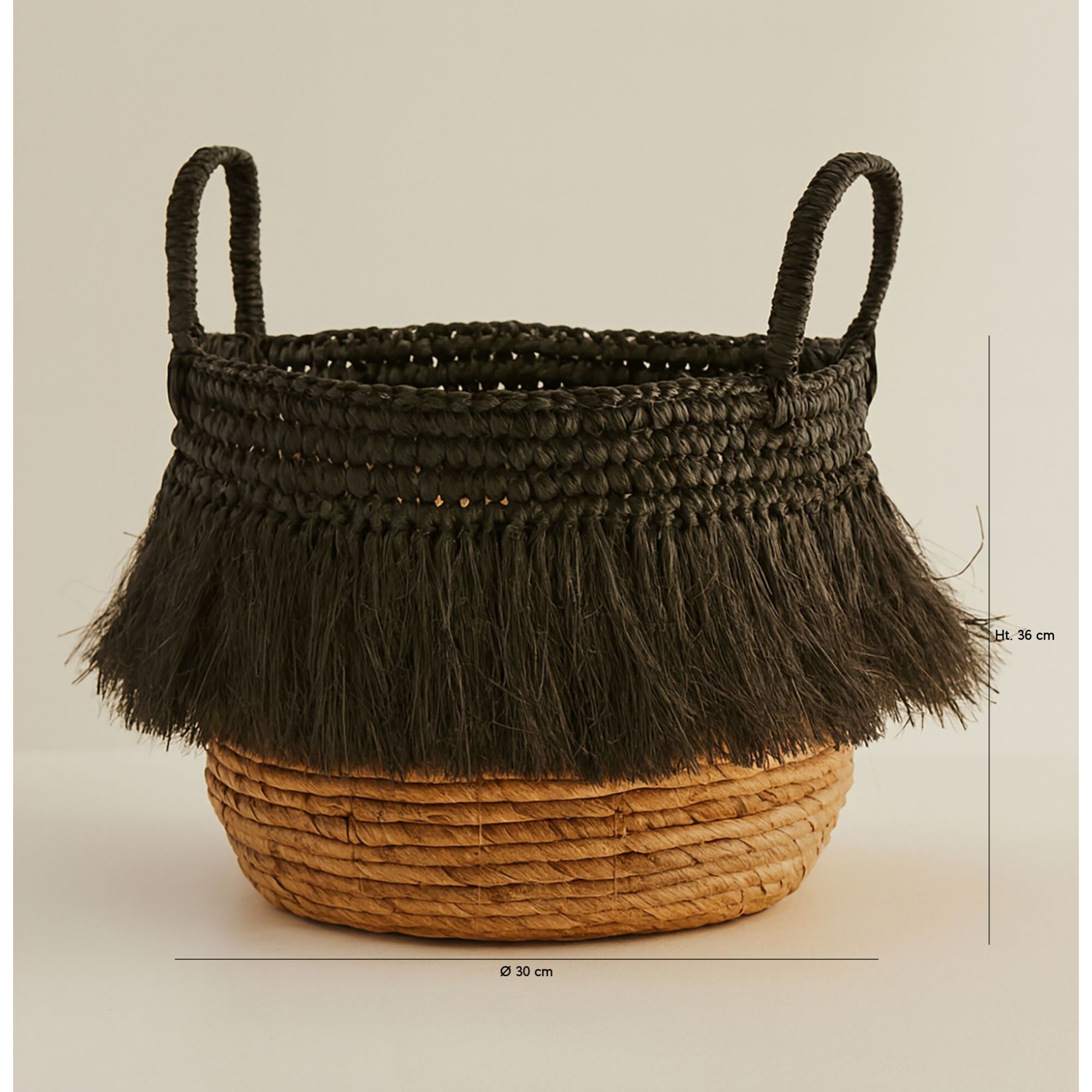 Panier en abaca avec franges noires  ZALO