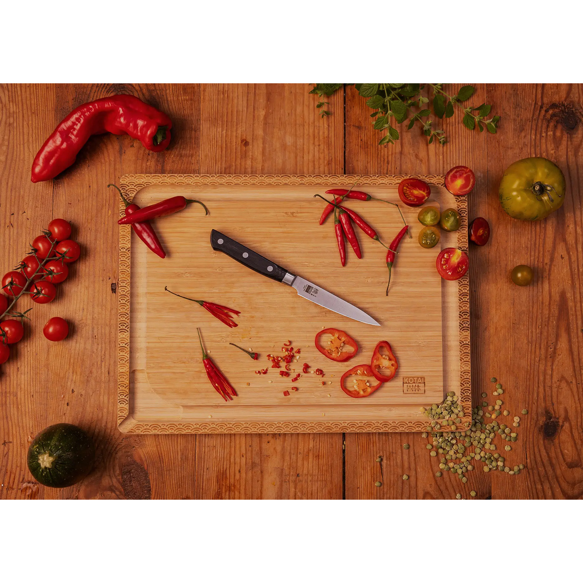 Le Set de Base Deluxe : 2 couteaux (office + santoku) + set d'aiguisage grain 180/800 + fusil à aiguiser