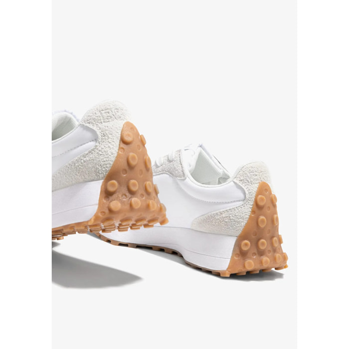 Zapatillas blancas con logotipo