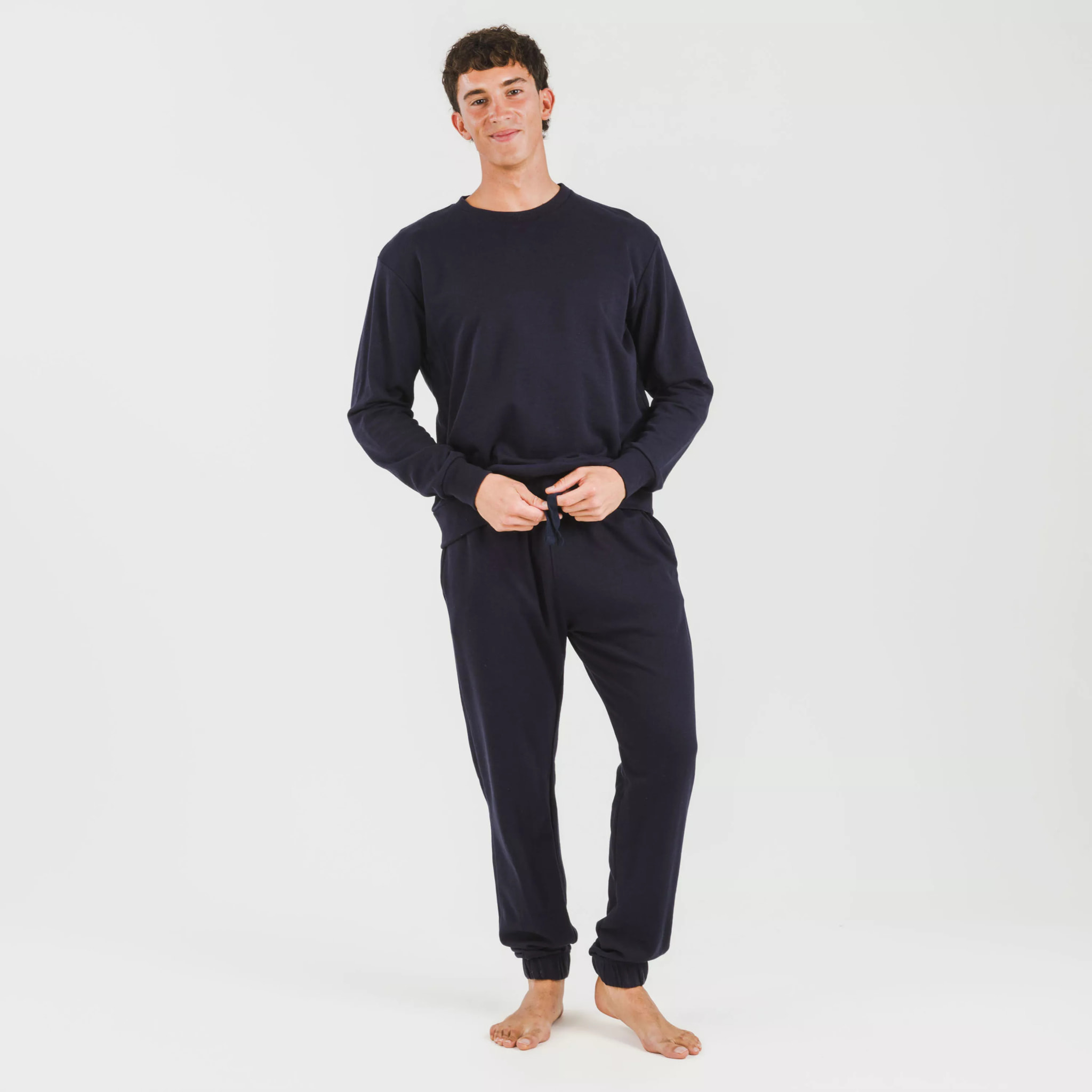 Pantalón largo básico deportivo azul marino