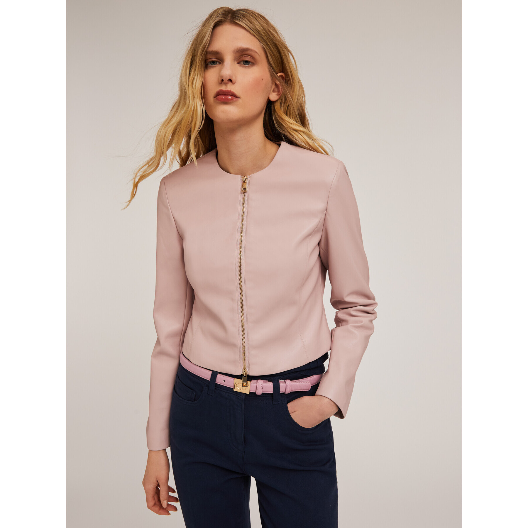Motivi - Cazadora sin cuello en tejido revestido - Rosa