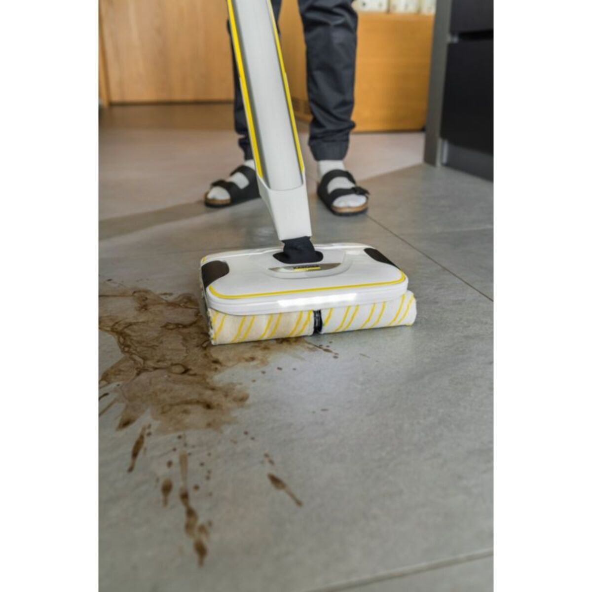 Nettoyeur de sol KARCHER FC 8 sans fil - Signature line