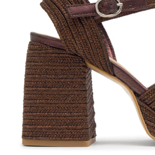 Sandalia valle tacón 10 cm con trenzado metalizado artesanal