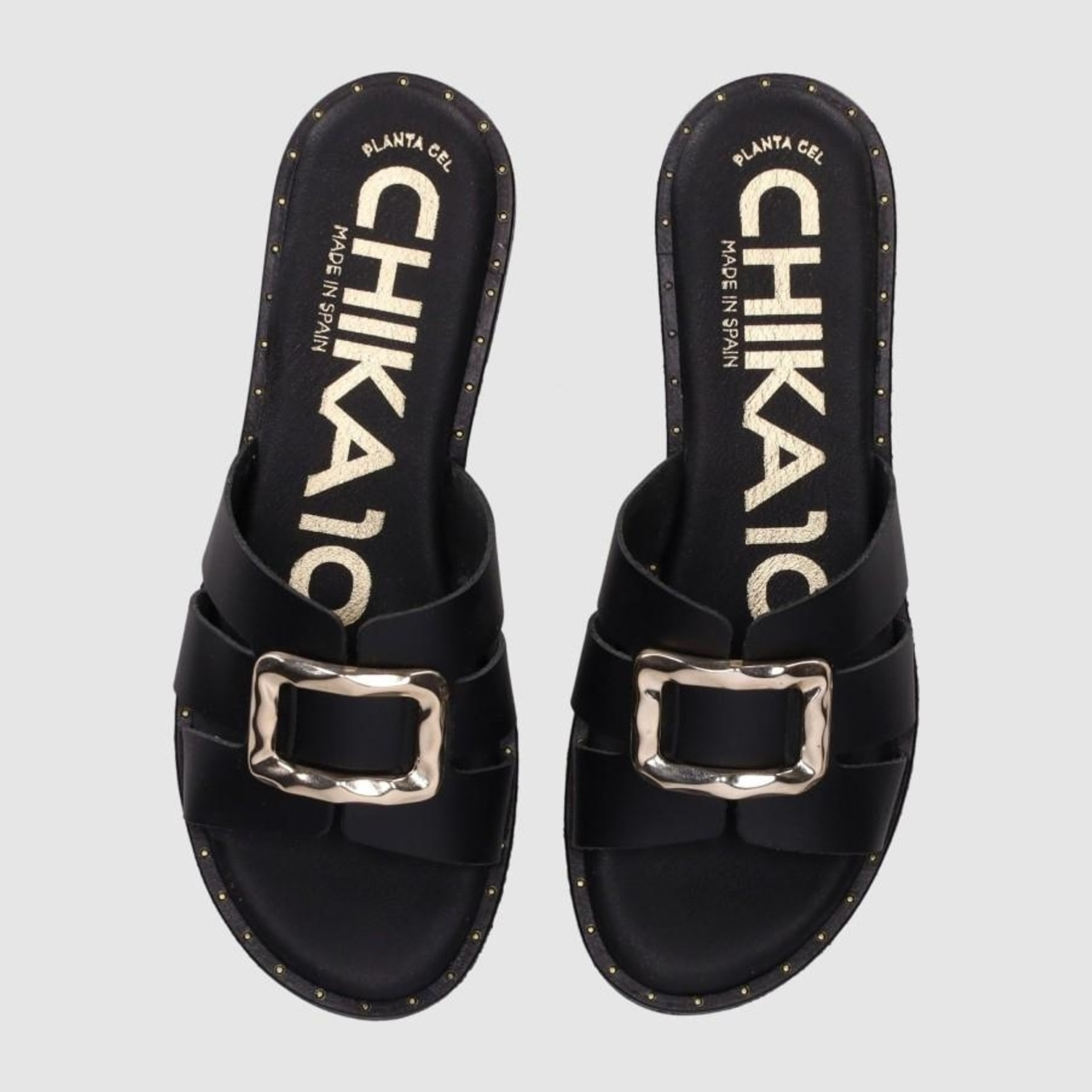 Sandalias de Piel - Negro - Tacón: 1 cm
