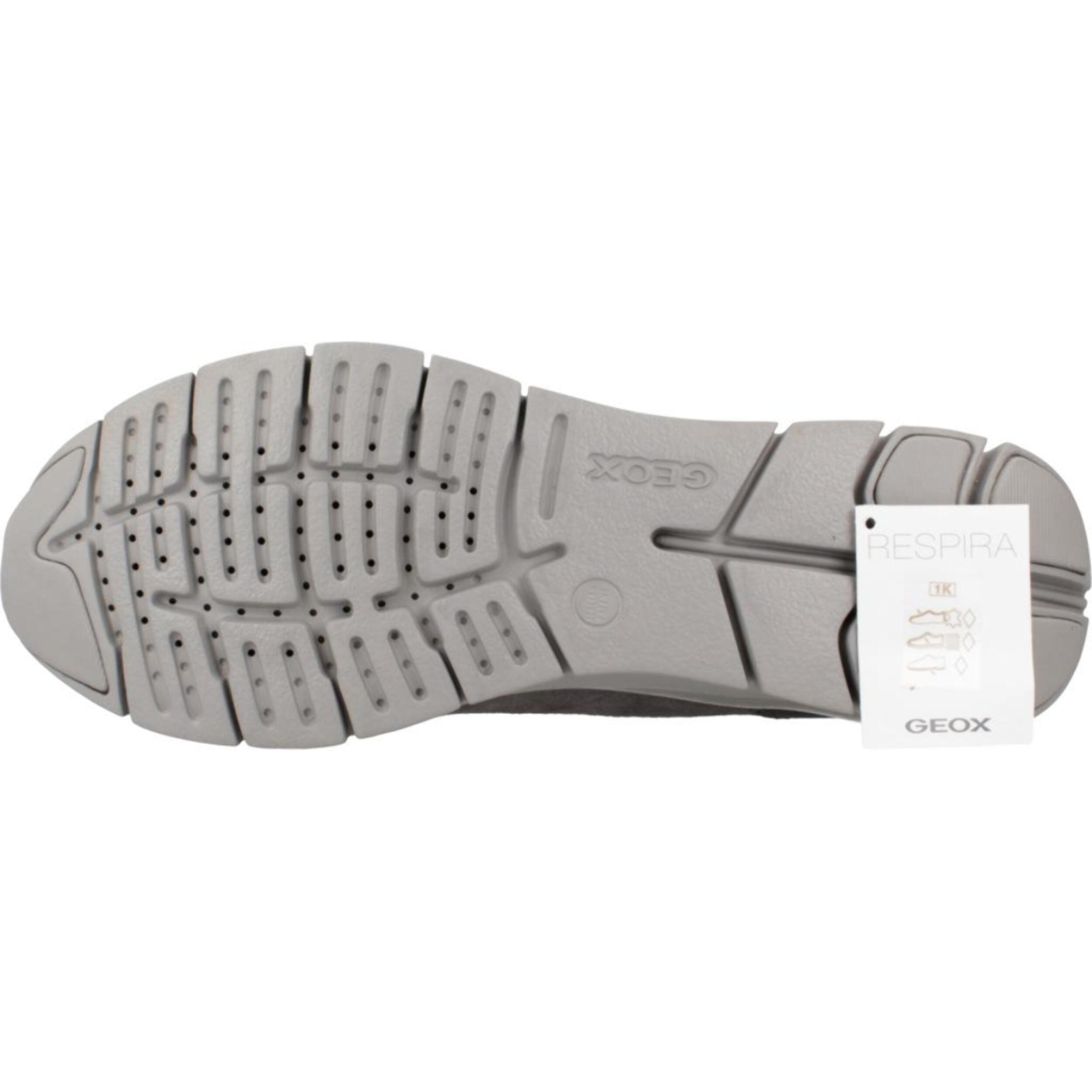 Sneakers de  Mujer de la marca GEOX  modelo D SUKIE GRIS