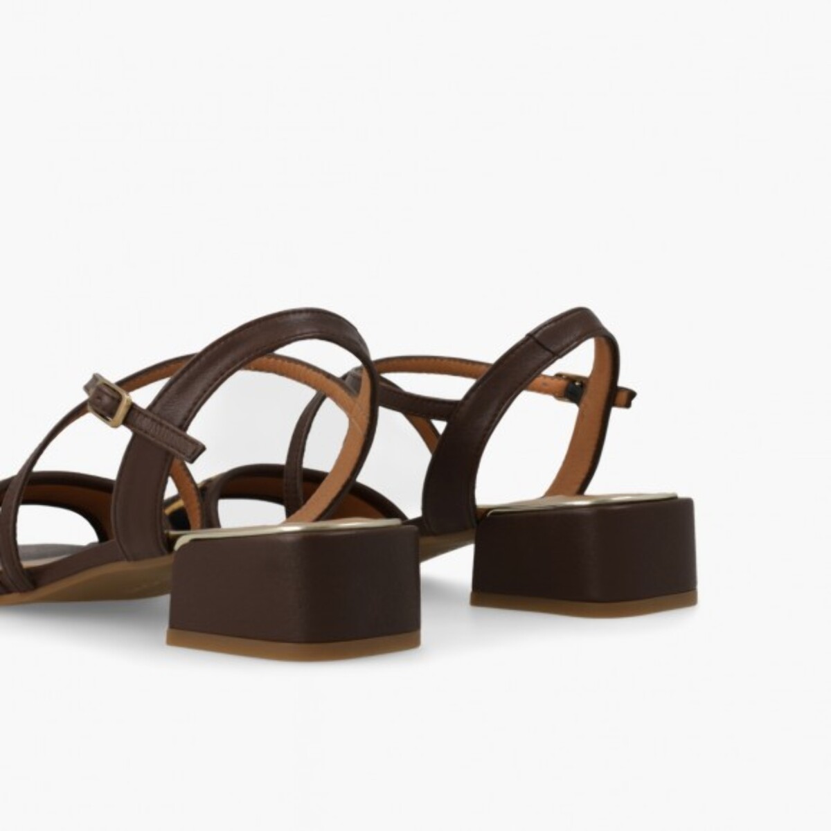 SANDALIAS MARRONES KON5358INO