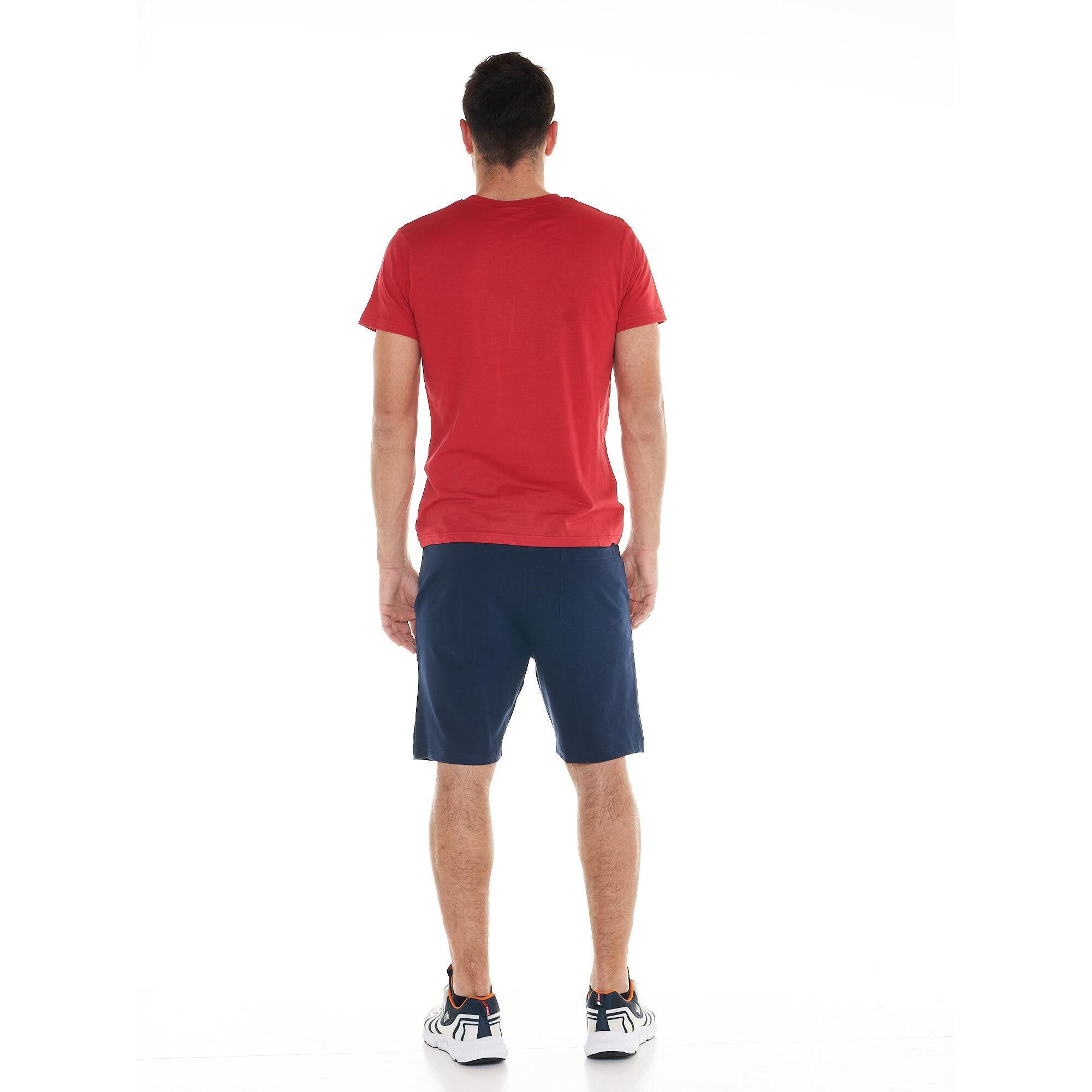 Completo set da uomo composto da t-shirt e pantaloncini Leone Basic