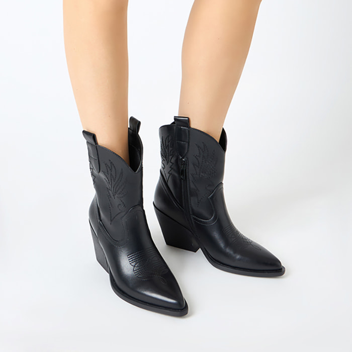 Tronchetti texani donna neri, tacco largo 7,5 cm