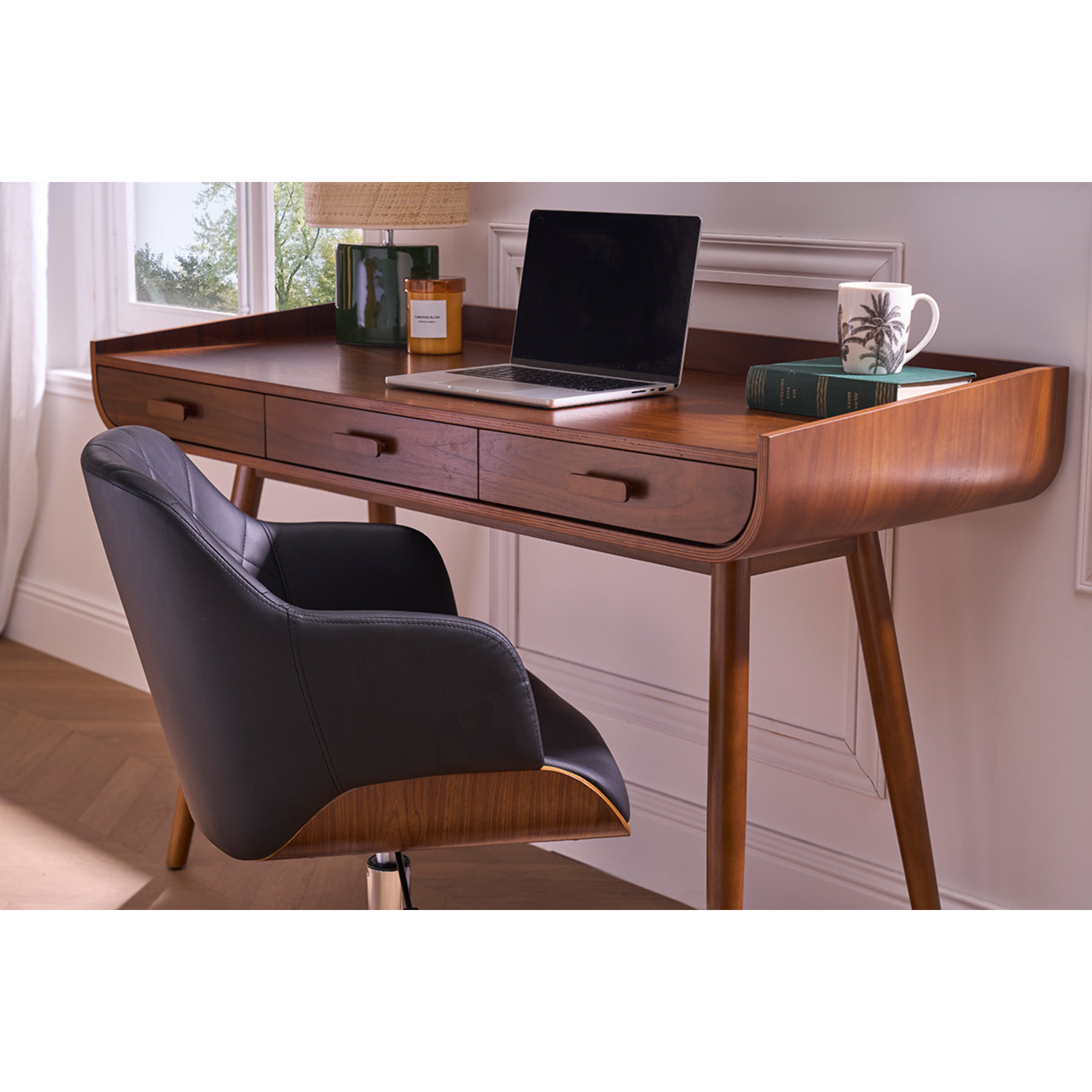 Chaise de bureau à roulettes design noir, bois foncé noyer et acier chromé SANDRO