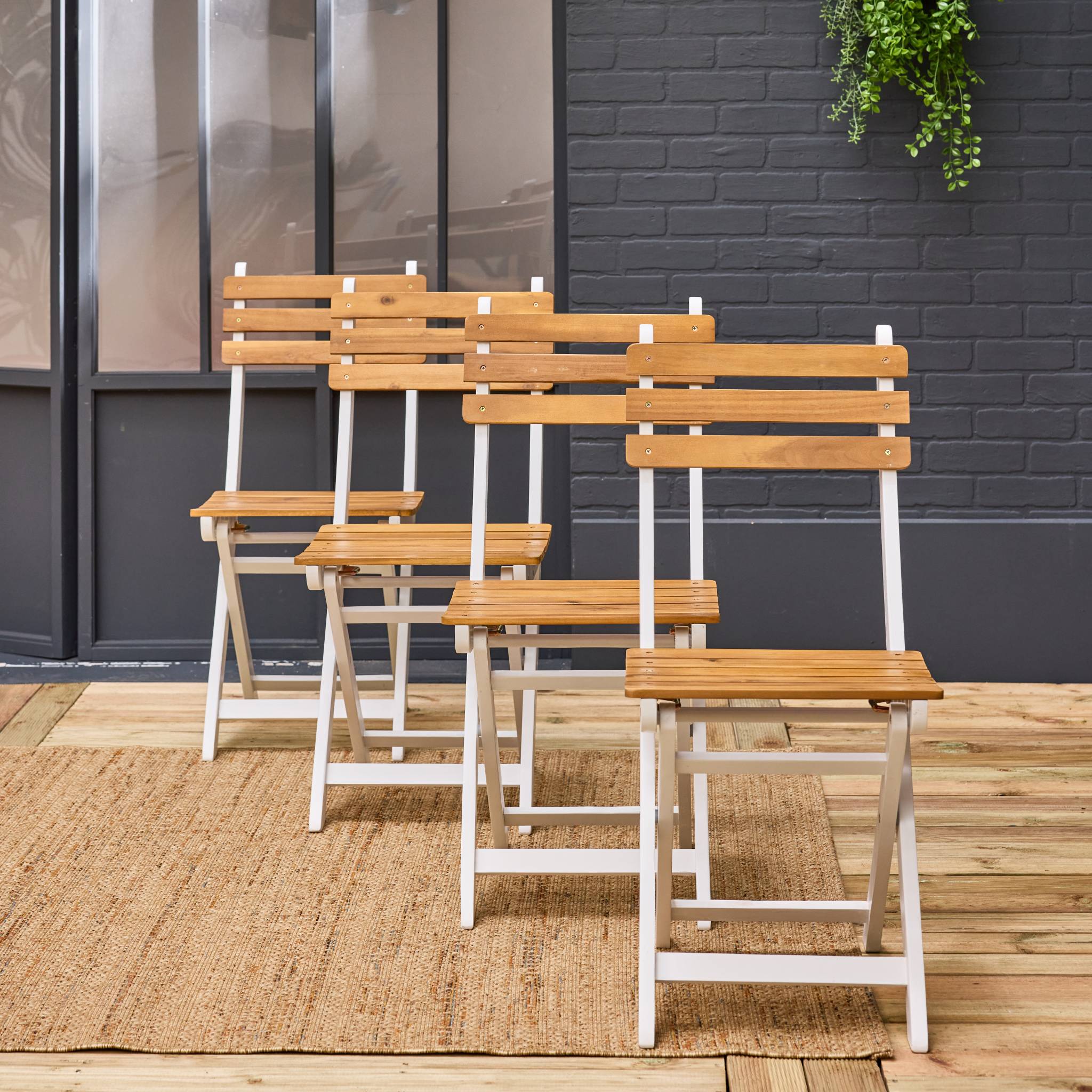 Lot de 4 chaises de jardin CALENA pliables acacia blanc. 40 x 52 x 85 cm