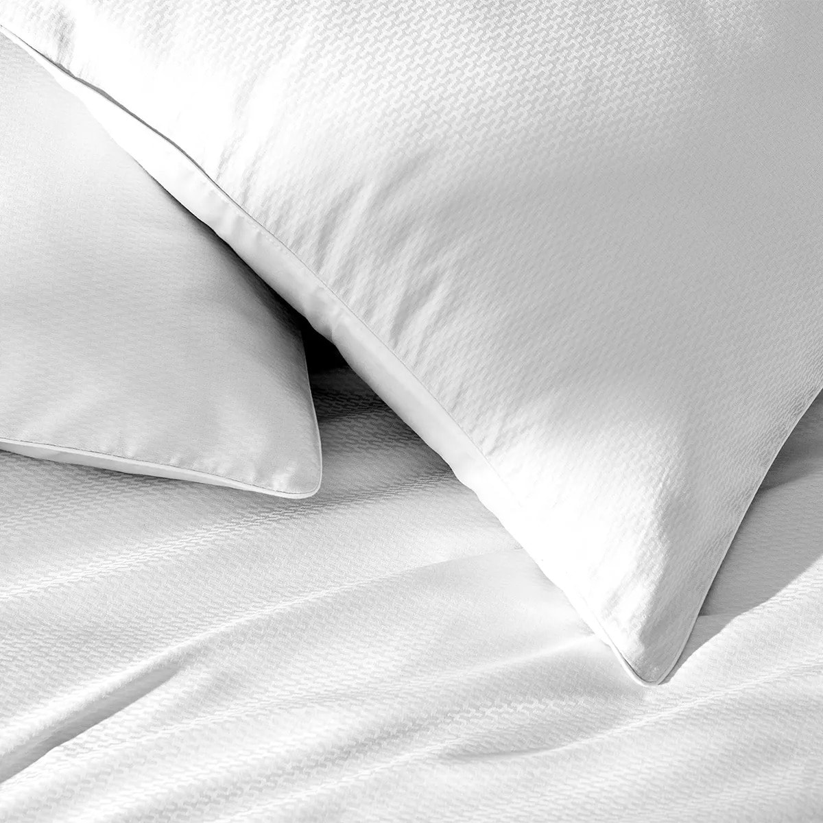 Taie d'oreiller satin de coton motif jacquard blanc Vibrato blanc