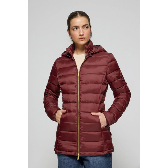 Giacca ultralight granato Cintia con cappuccio rimovibile e ricamo PC