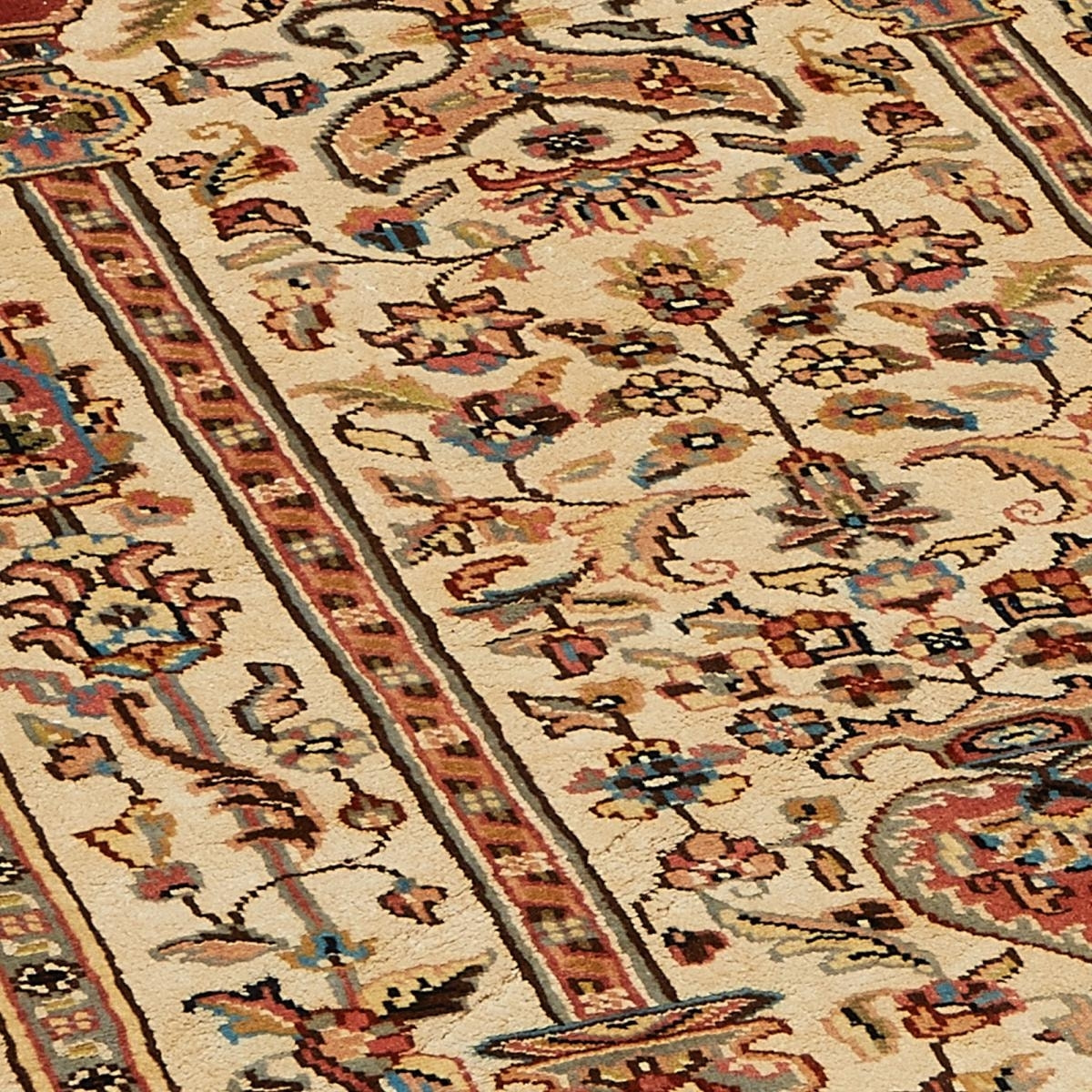 Authentique tapis d'Orient 125x180 fait main en soie beige JIHANGIR 55