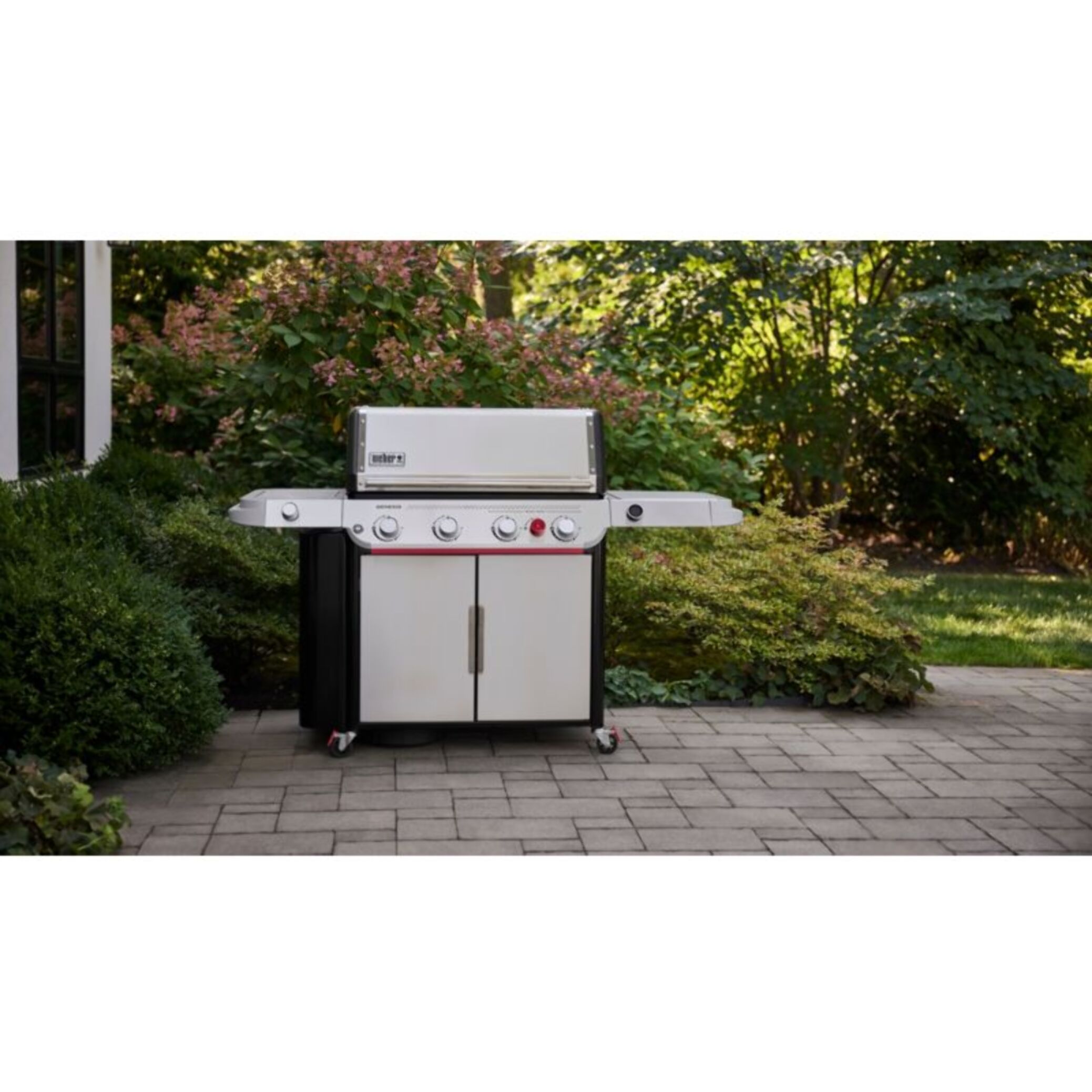 Barbecue gaz WEBER Genesis SP-435 4 brûleurs réchaud latéral thermomètre digital sur chariot, 86x48 cm