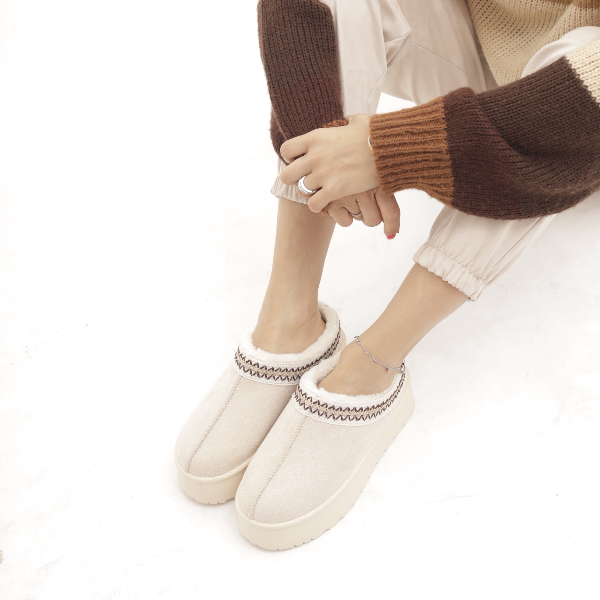 SABOT MAMMUT BORDATO BEIGE