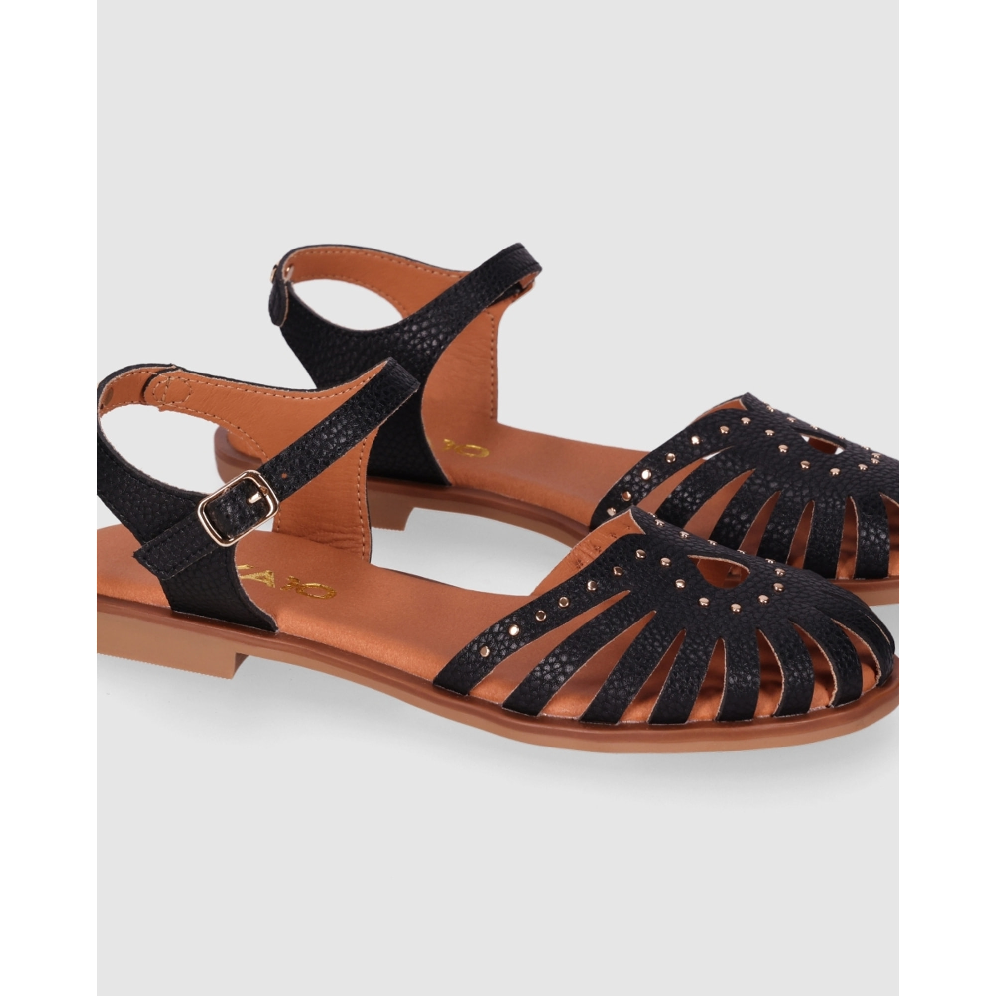 Sandalias de Piel - Negro - Tacón: 1 cm