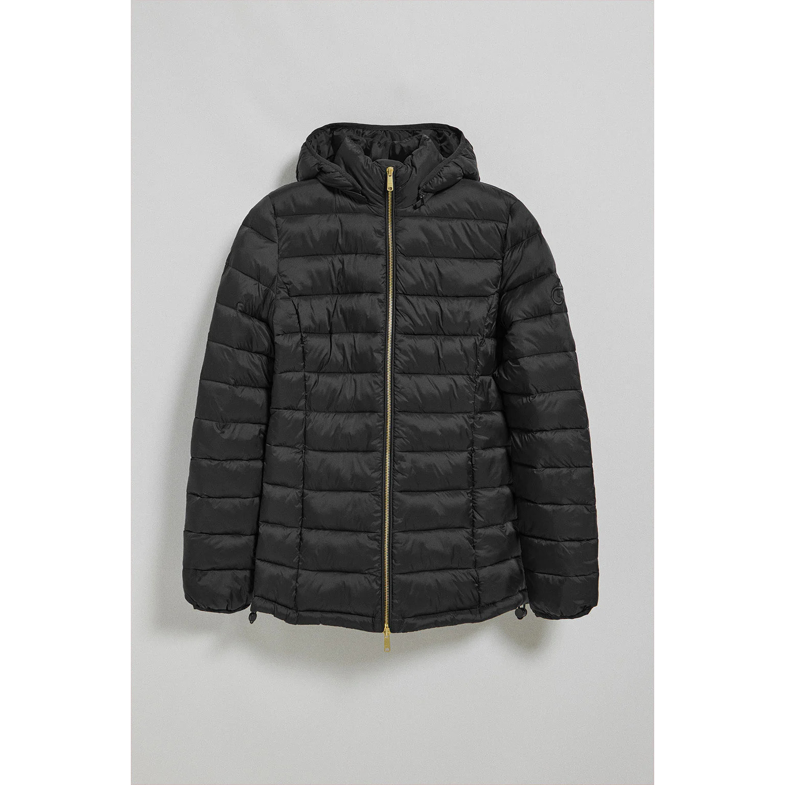 Chaqueta ultralight negra Cintia de capucha extraíble y bordado PC