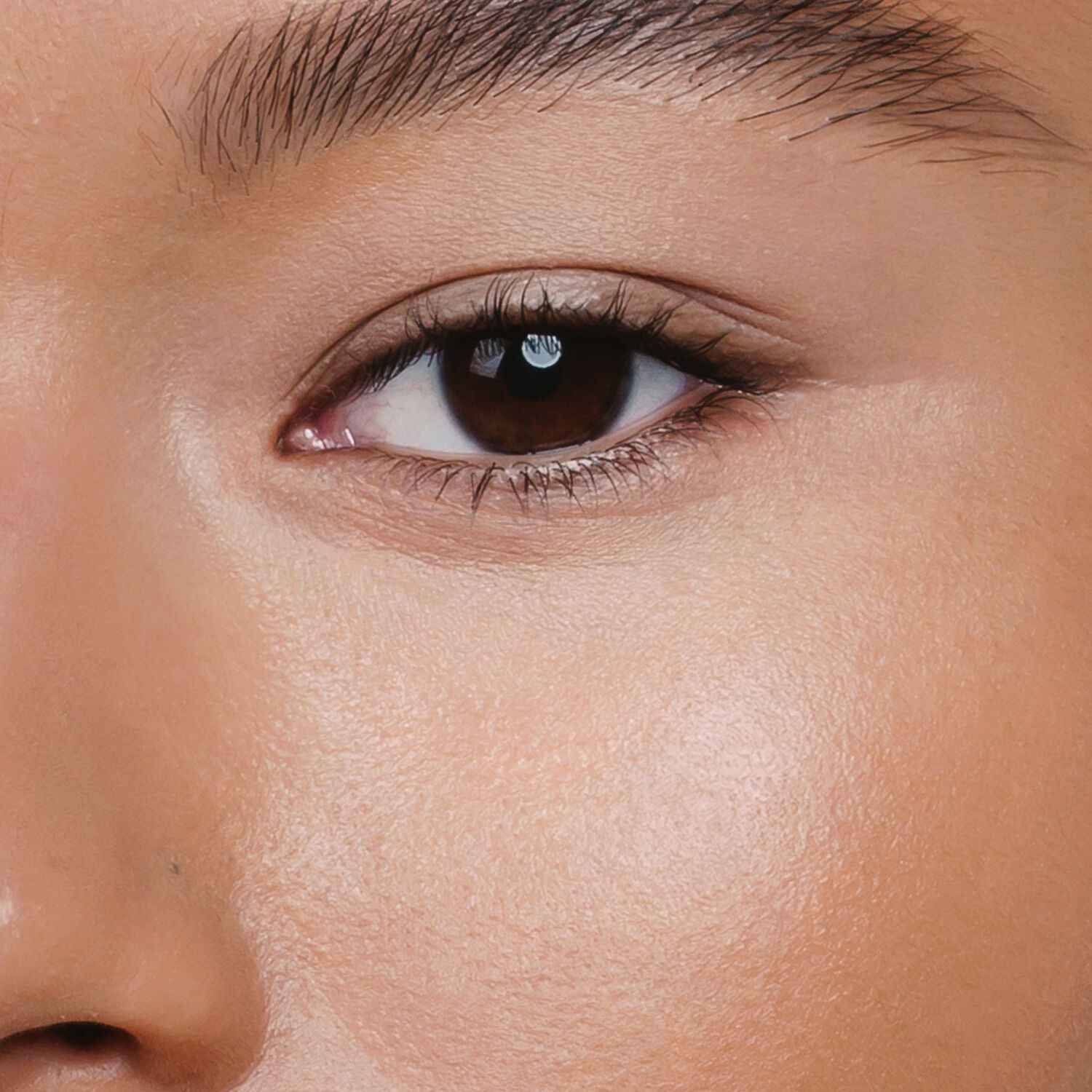 The Concealer - Correcteur Anti-cernes Perfectionnant Lumineux 4 ml