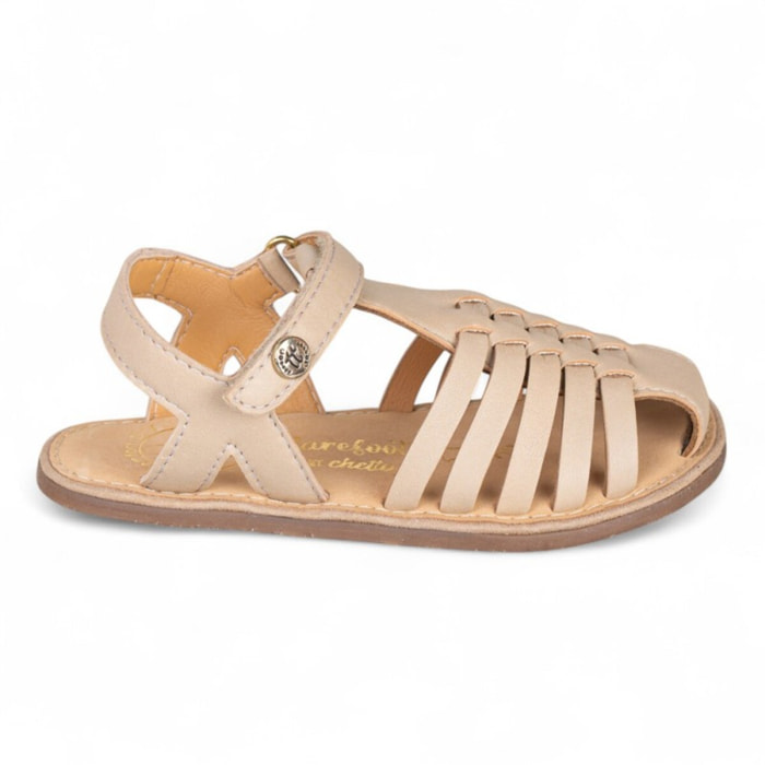 SANDALIA BAREFOOT PIEL CHETTO CANGREJERA TRENZADA TAUPE